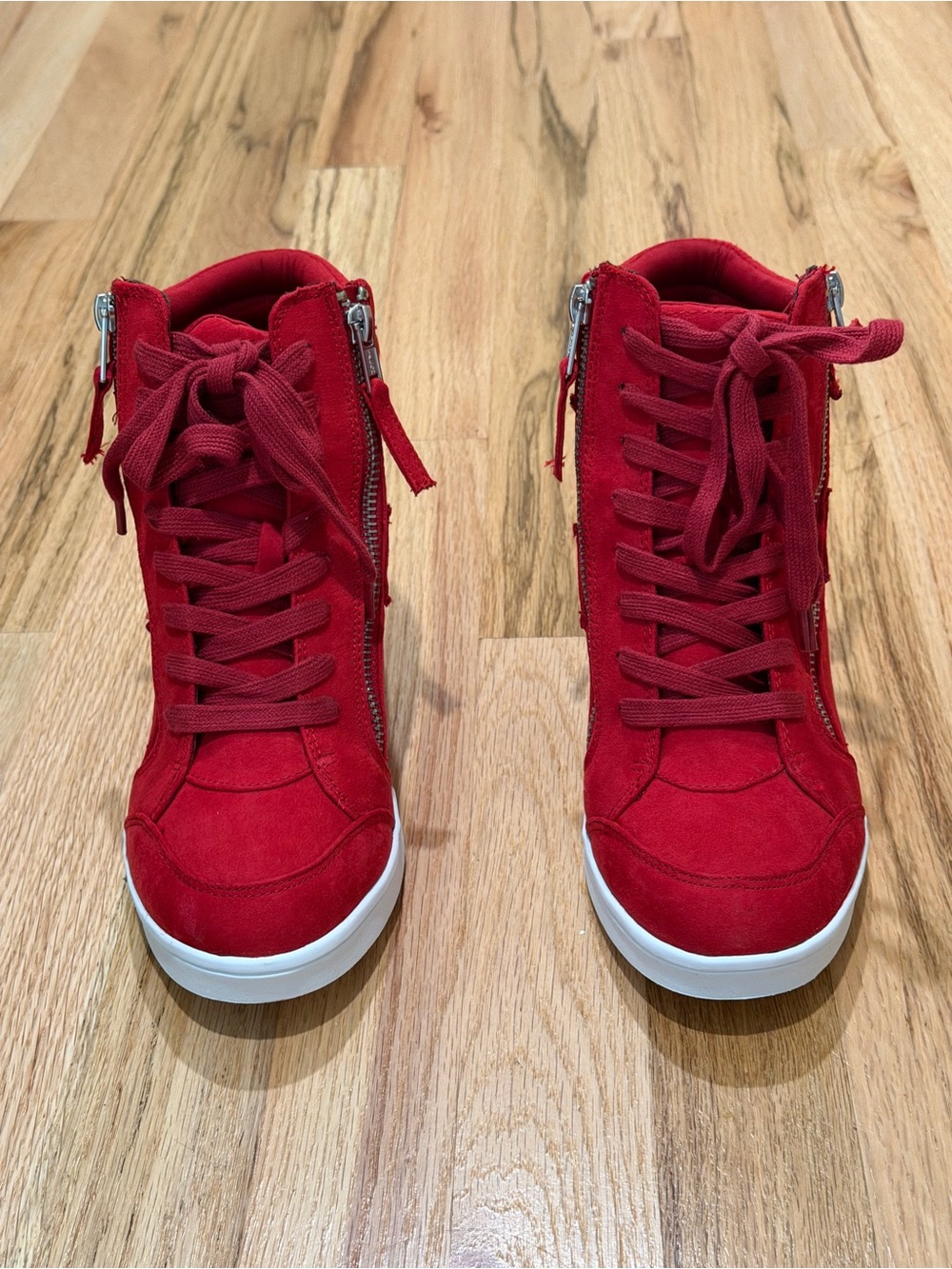 Kohl's Women's Red Wedge High-Top Lace-Up Suede Sneakers with side Zippers.